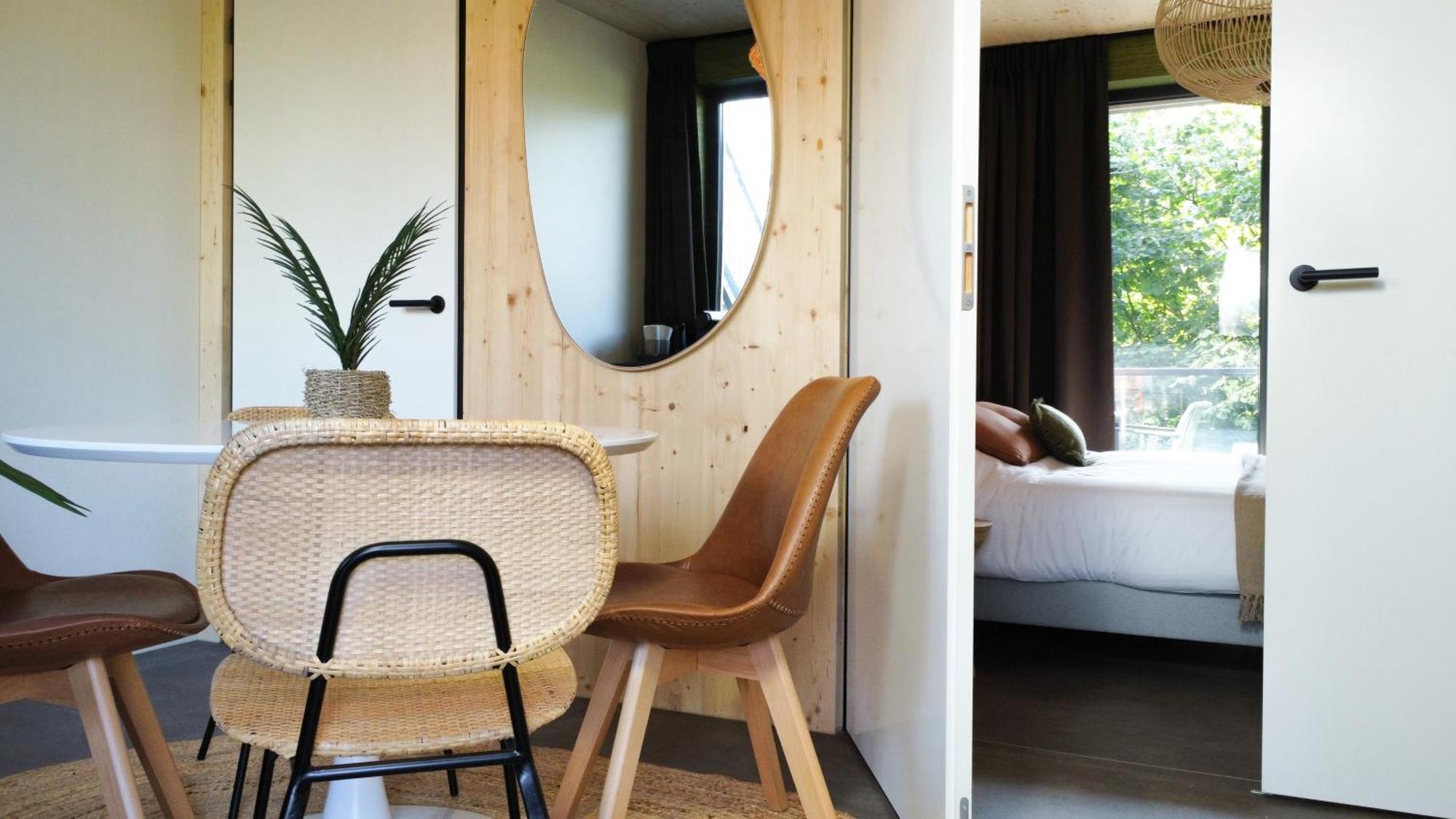 Hike & Bike Hotel Noordwolde  エクステリア 写真